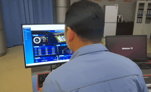 1744953941685390pYrA.gif 6402.gif